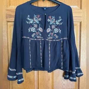 American Eagle Outfitters Embroidered Bell Sleeve Top | Size Small